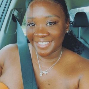 Meet your Posher, Serita